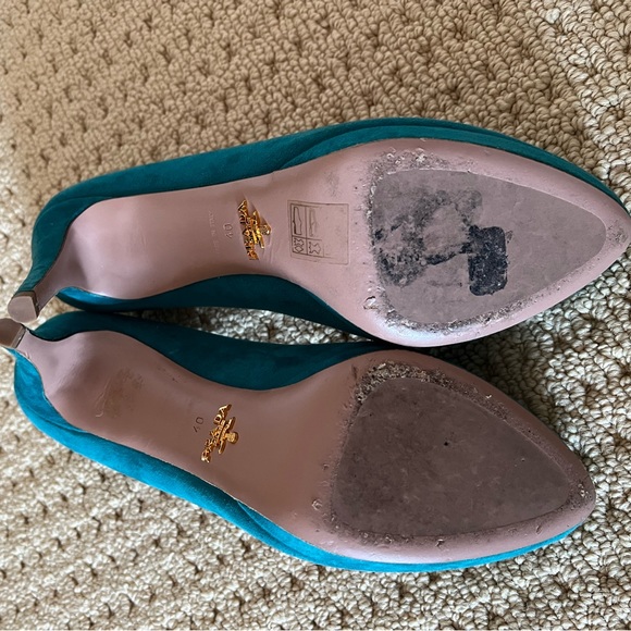 Prada heels - Picture 3 of 4